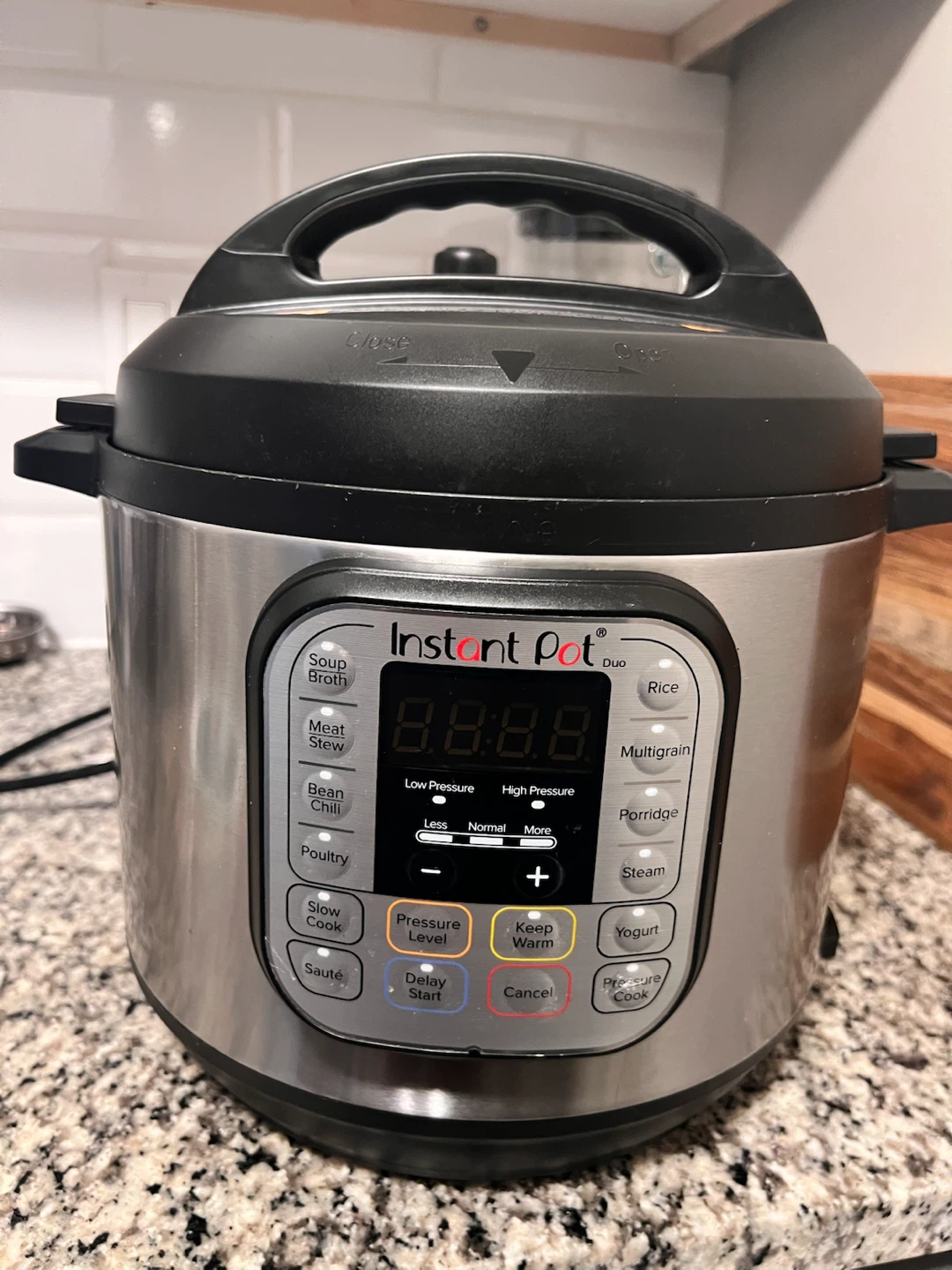 Instant Pot Duo 6-in-1 Electric Pressure Cooker