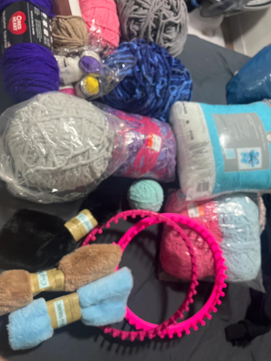 Lot of Yarn and Knitting Looms - photo 2