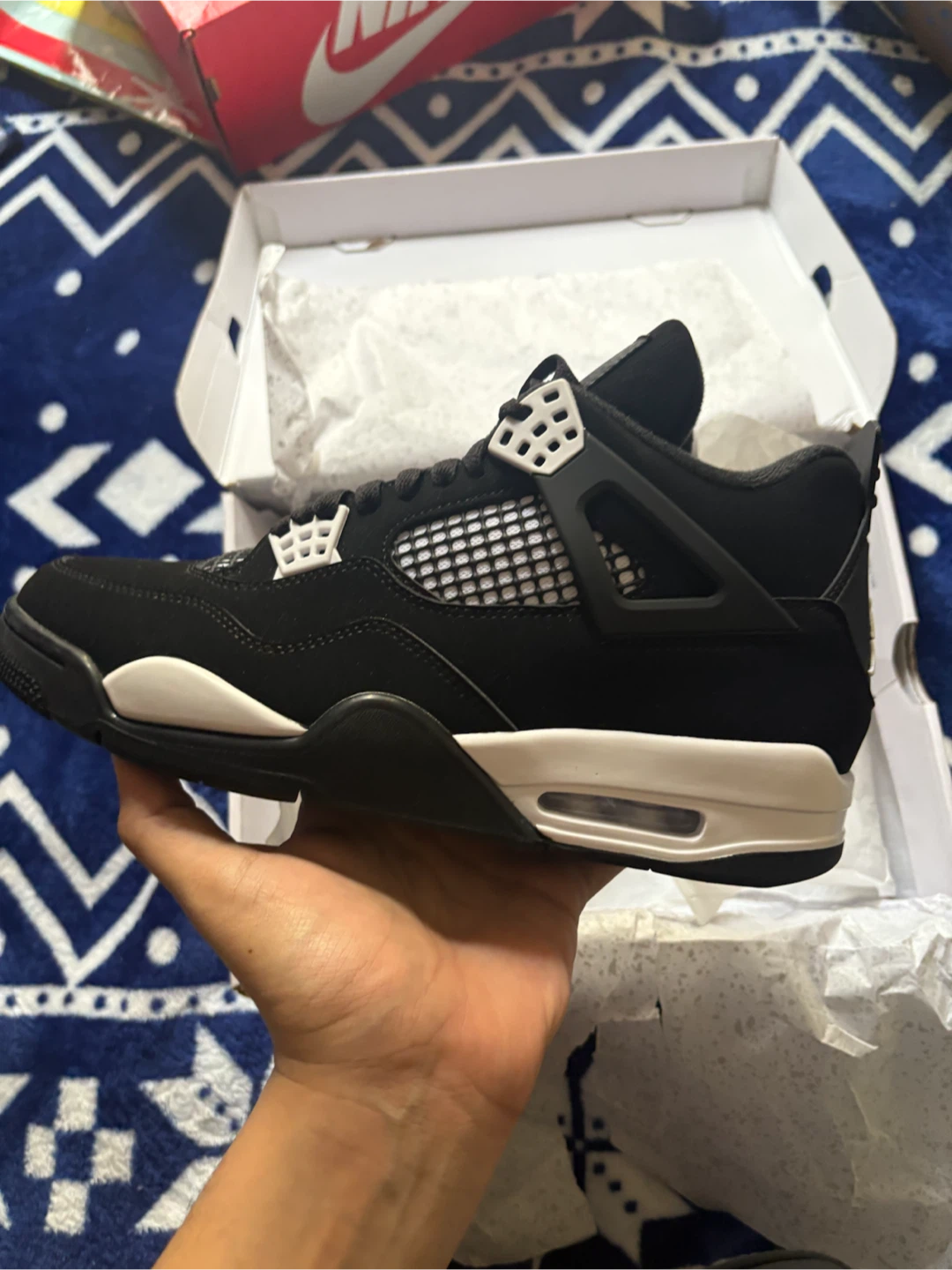 Air Jordan 4 Retro Black/White-Black Sneakers - photo 5