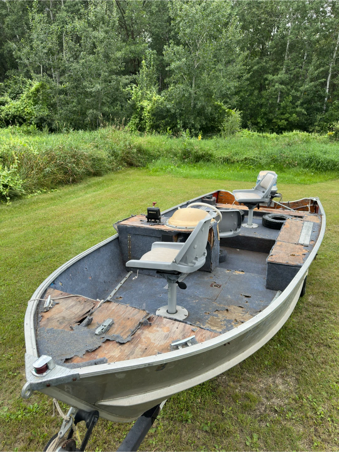 16’ Princecraft Boat - photo 5
