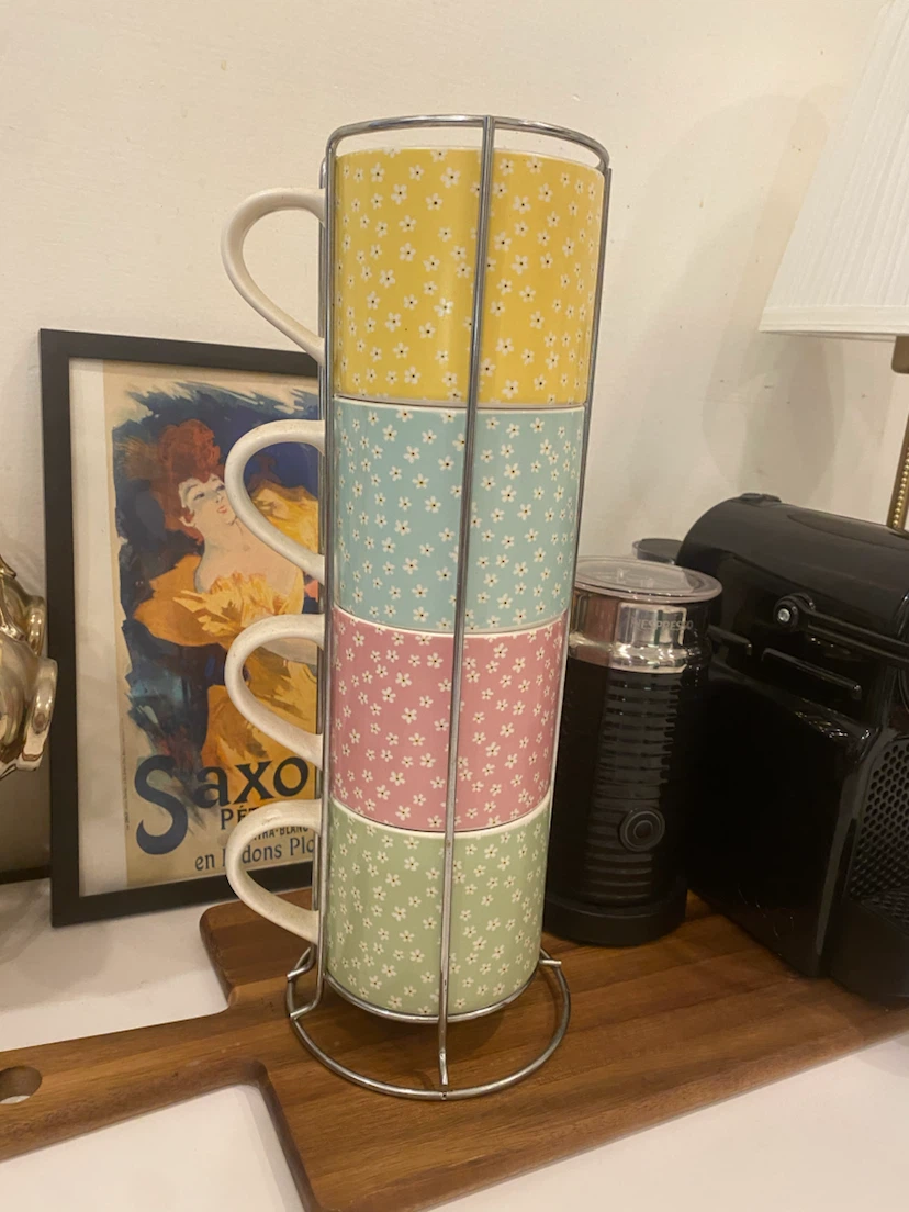 Pastel Floral Mug Set