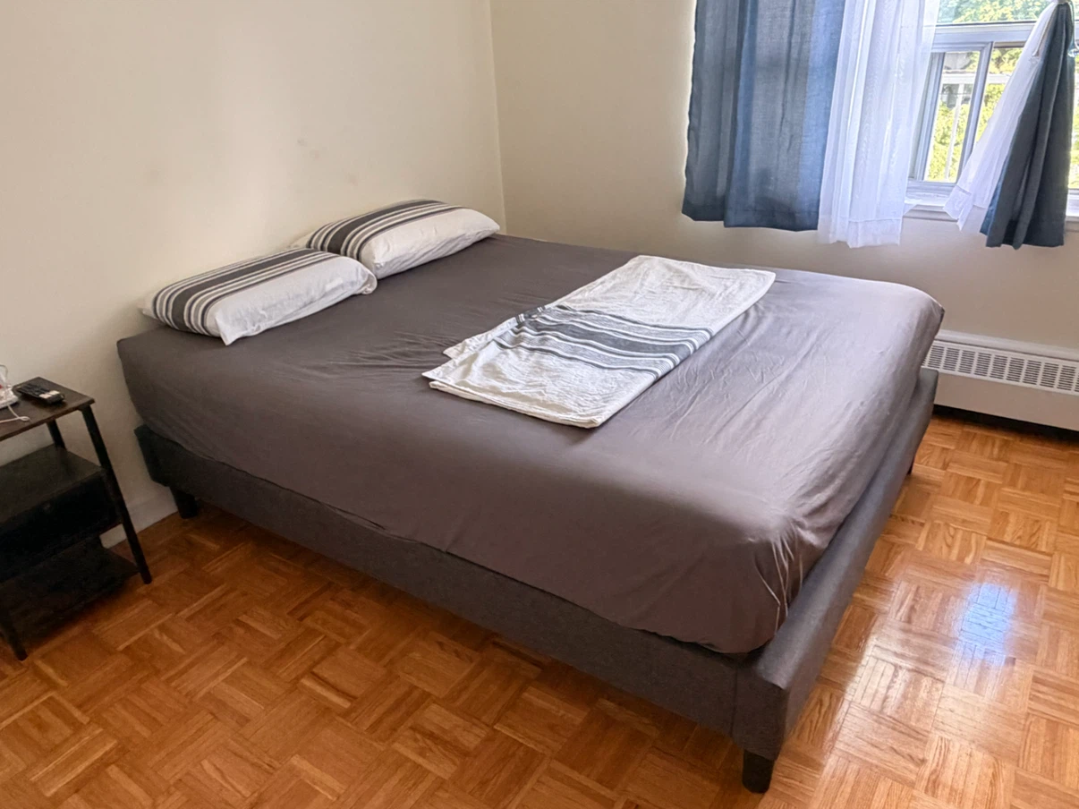 Queen Size Upholstered Bed Frame + Comfortable Mattress Set - photo 2