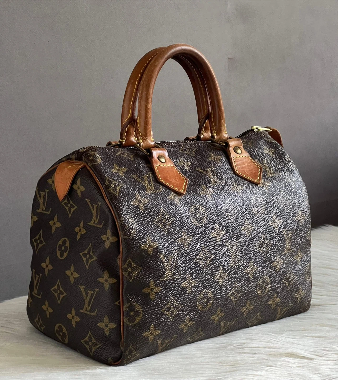 FOR SALE ✨ 🎀 PRE-LOVED 🎀 Louis Vuitton Monogram Speedy 25 - photo 4