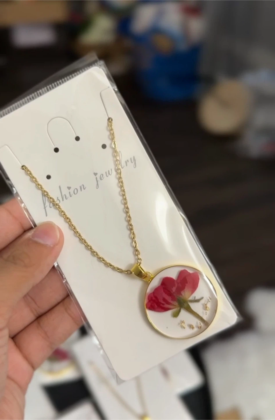 Fashion Jewelry Pendant Necklace with Dried Flower