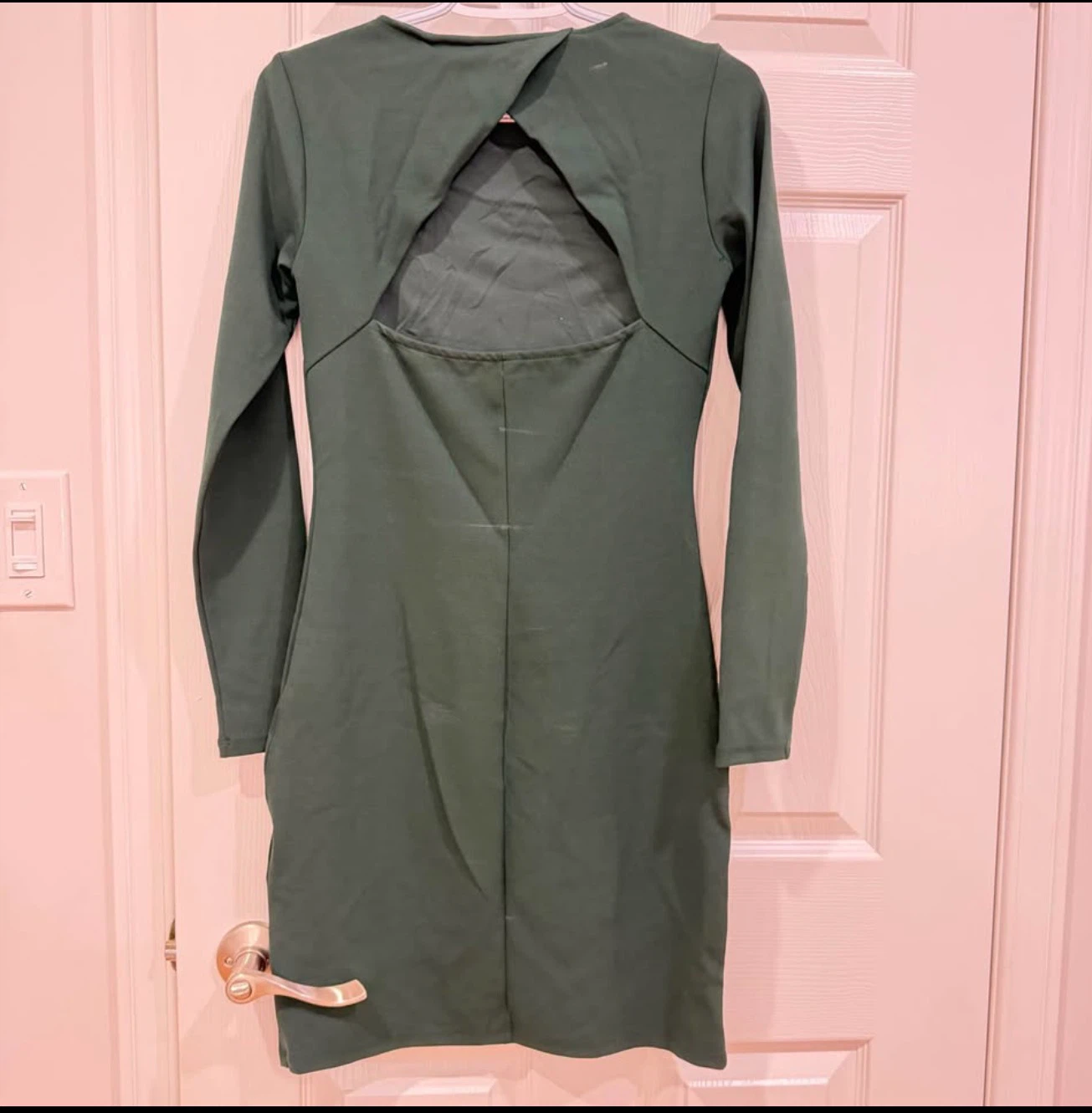 H&M Long Sleeve Cut-out Dress - photo 2