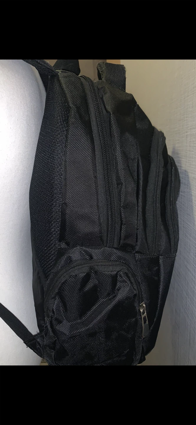🚨Students! LIKE NEW! Black Backpack Unisex - photo 3