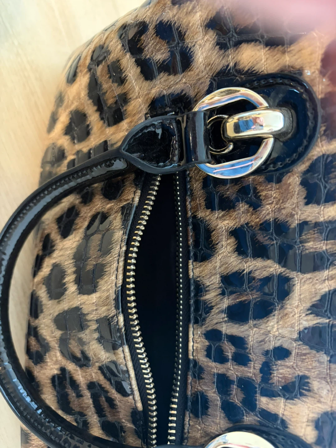 Leather purse. Big, and stunning rich look