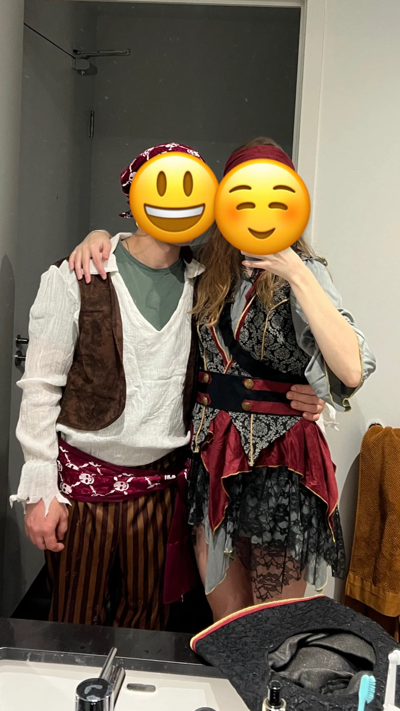 Couple's Pirate Costume Set — His & Hers (Men's M / Women's S)