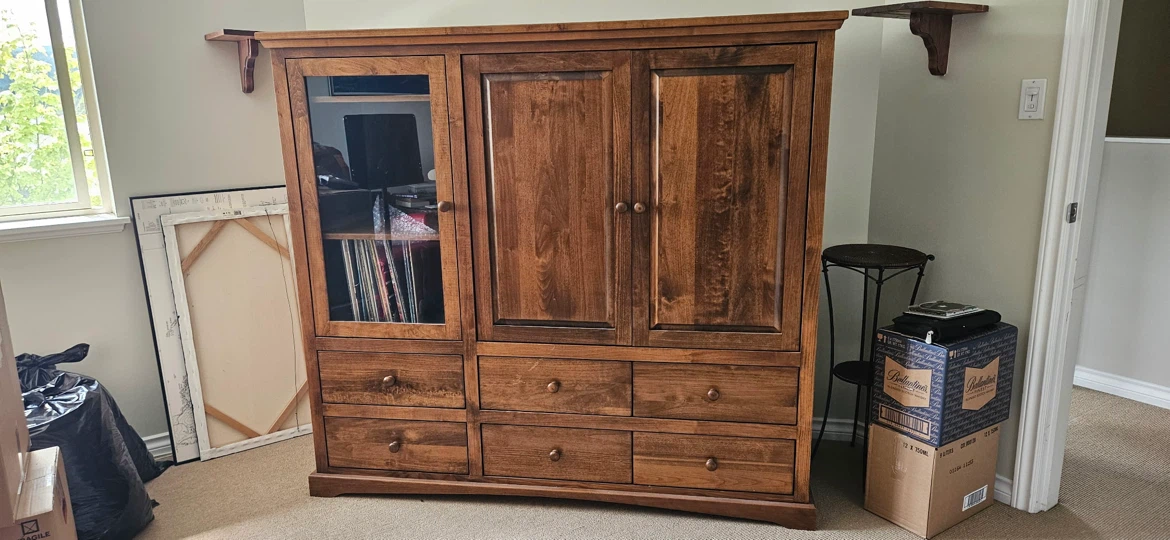 Pine Entertainment Cabinet - photo 3