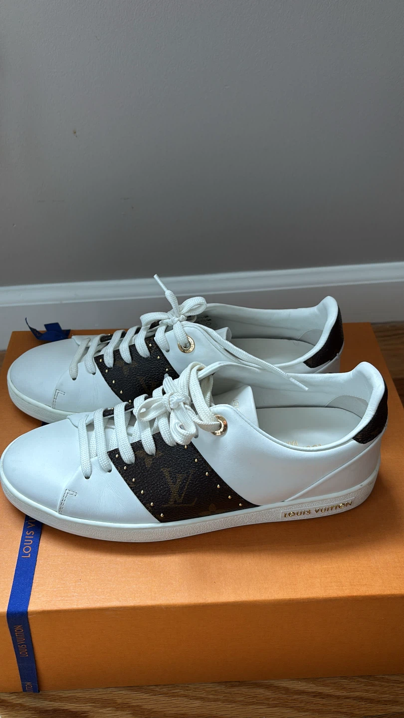 Louis Vuitton White & Brown Monogram Sneakers - photo 5