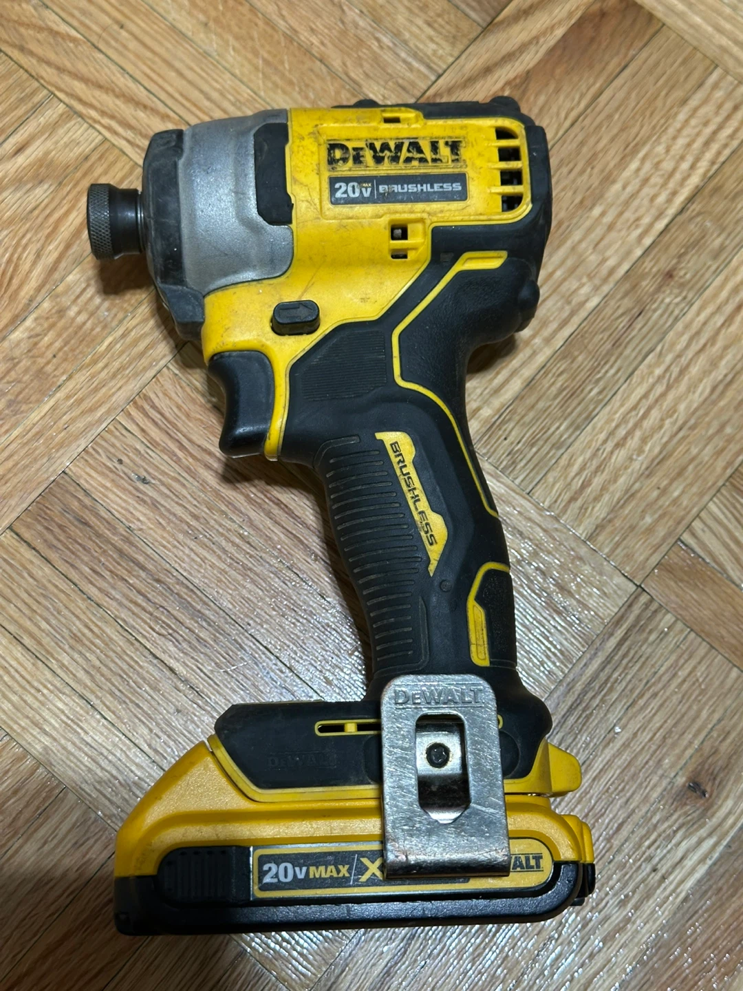 DEWALT DCF809 20V MAX XR Brushless Impact Driver