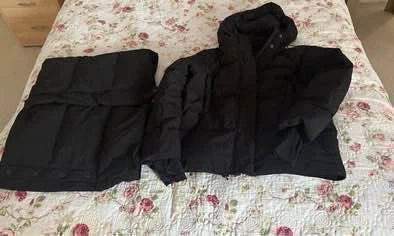 2 part winter coat (Worn once) (Medium) (Free)