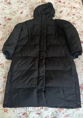 2 part winter coat (Worn once) (Medium) (Free) - photo 3