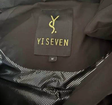 2 part winter coat (Worn once) (Medium) (Free) - photo 4