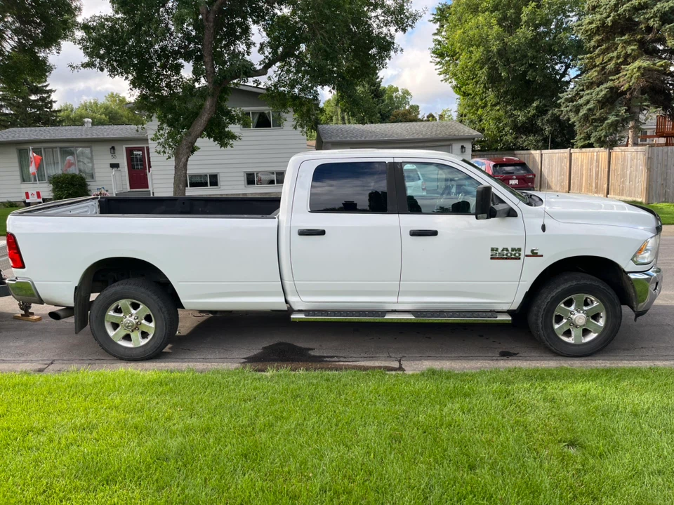 2014 Ram 2500 Crewcab 4x4 - photo 4