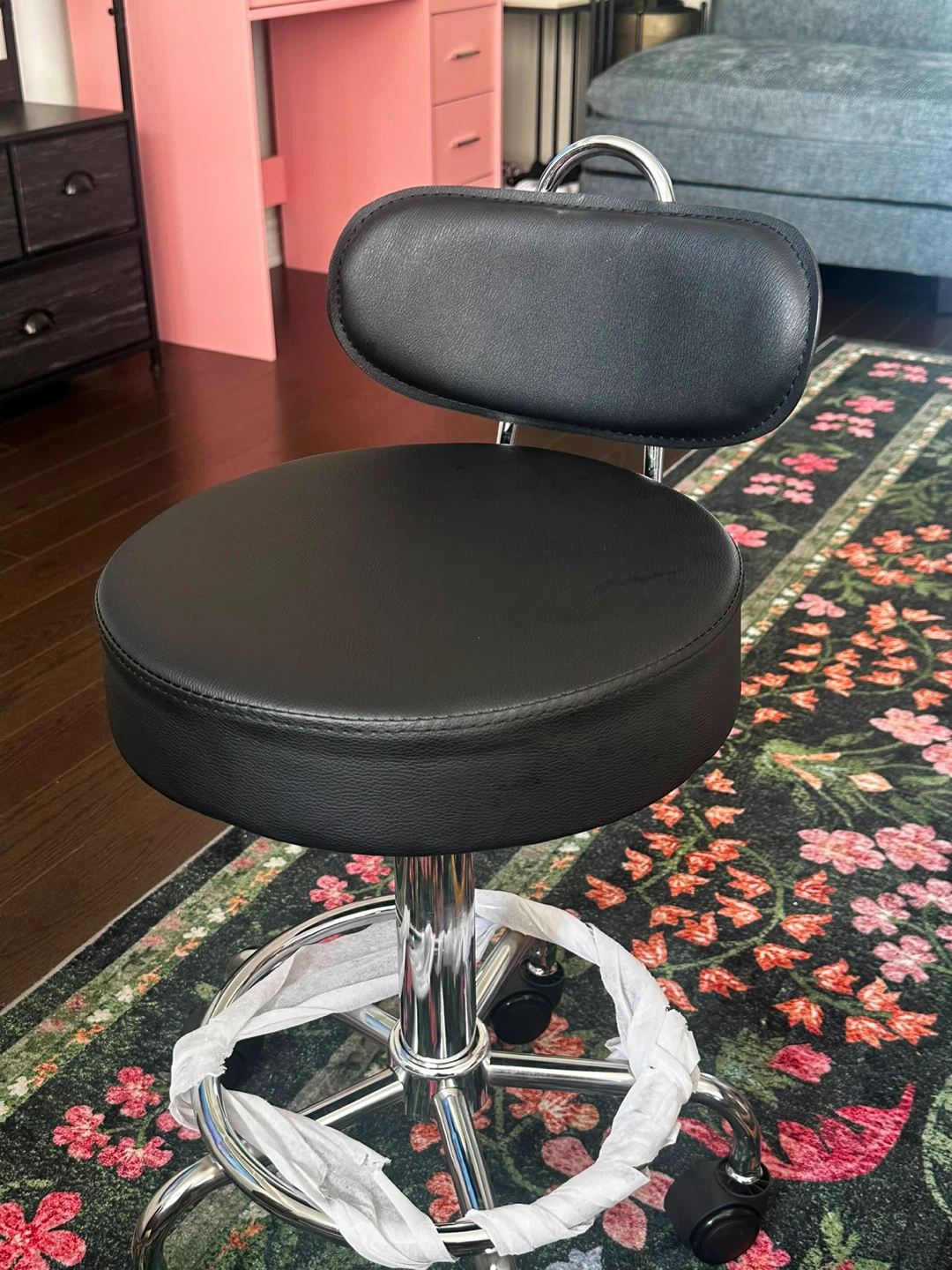 Black Swivel Stool with Backrest