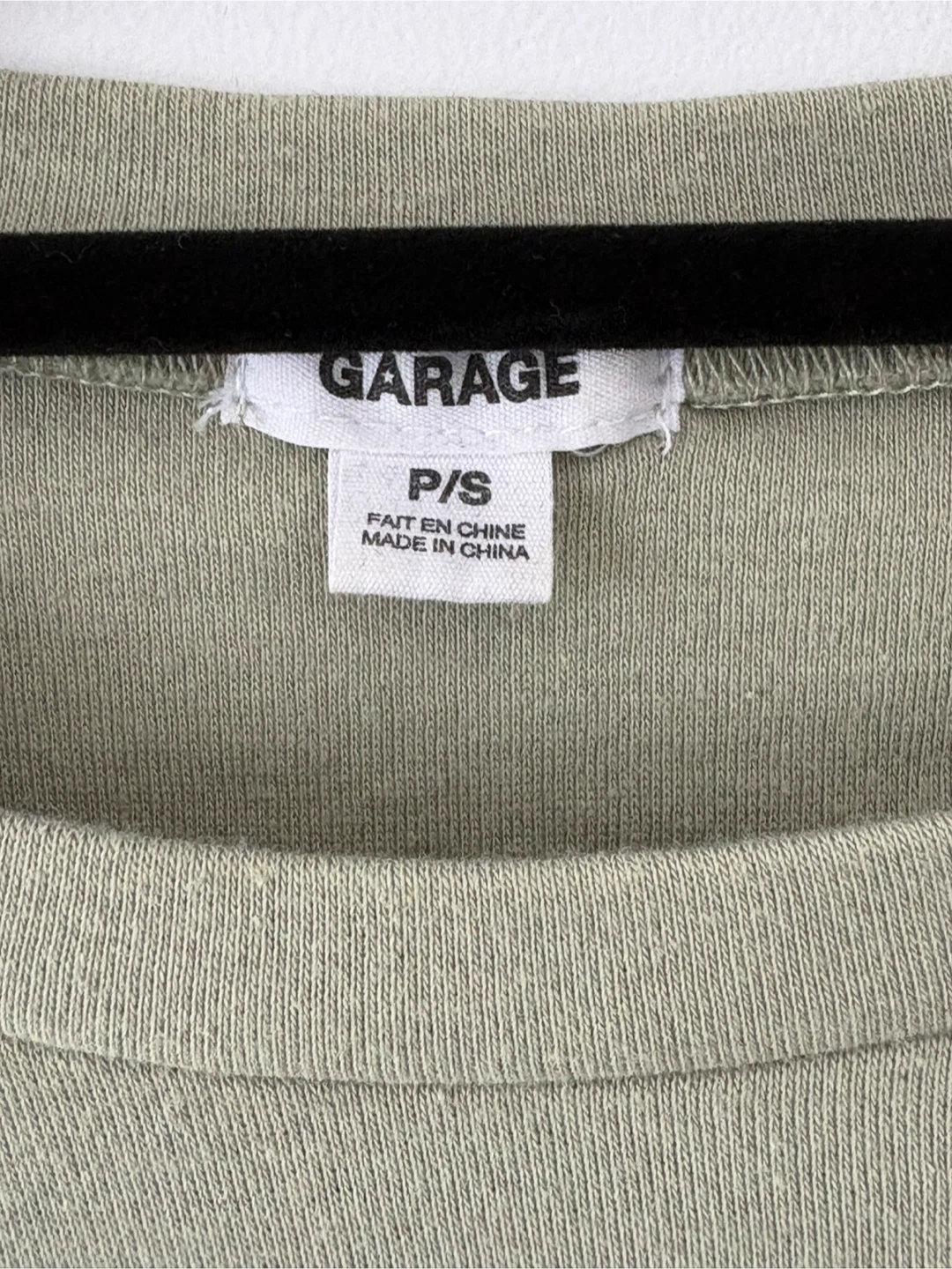 Garage khaki hook detailed crop top - photo 2