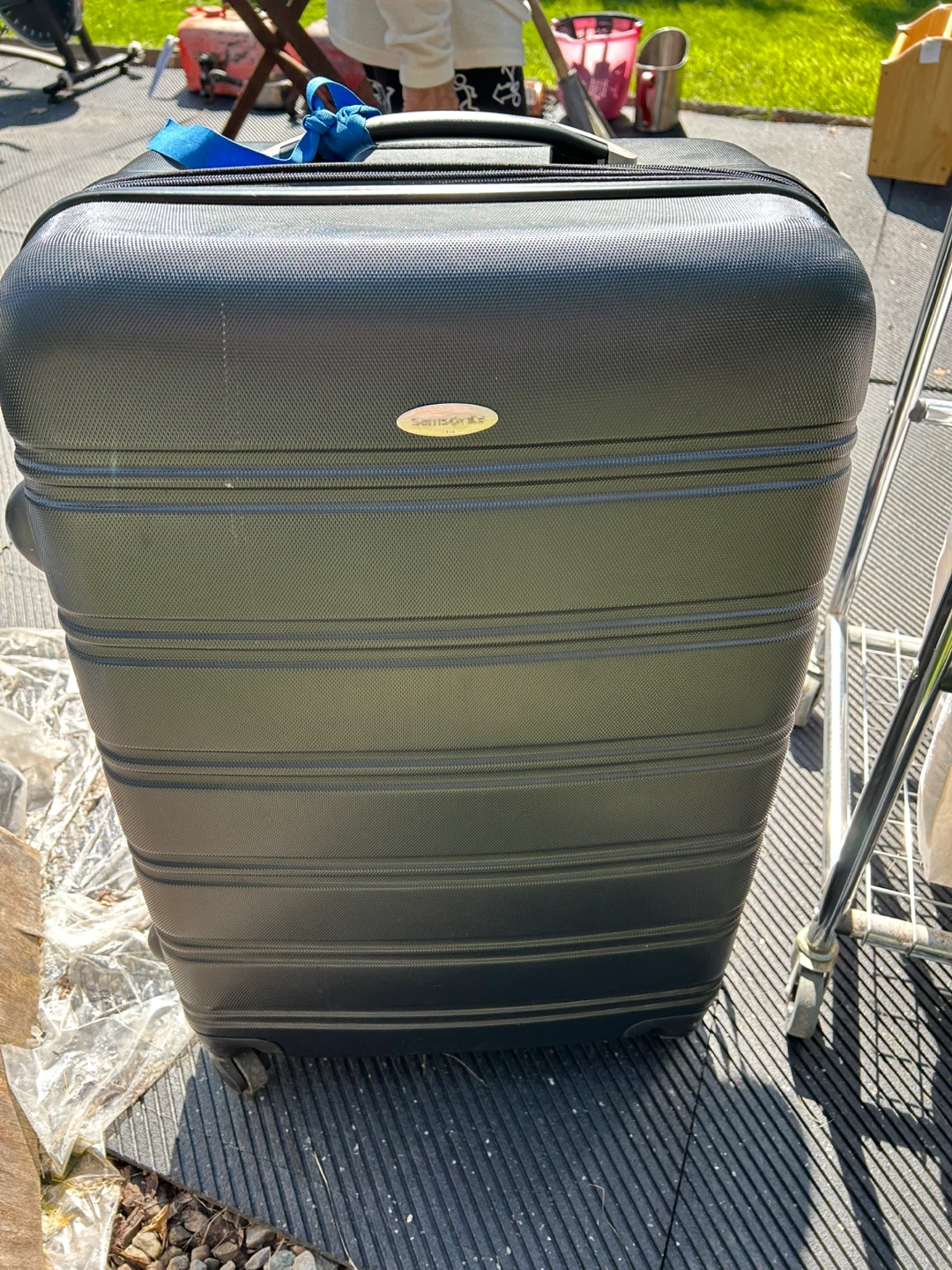 Black Hardside Spinner Luggage
