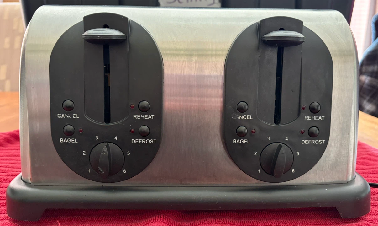 4-Slice Stainless Steel Toaster