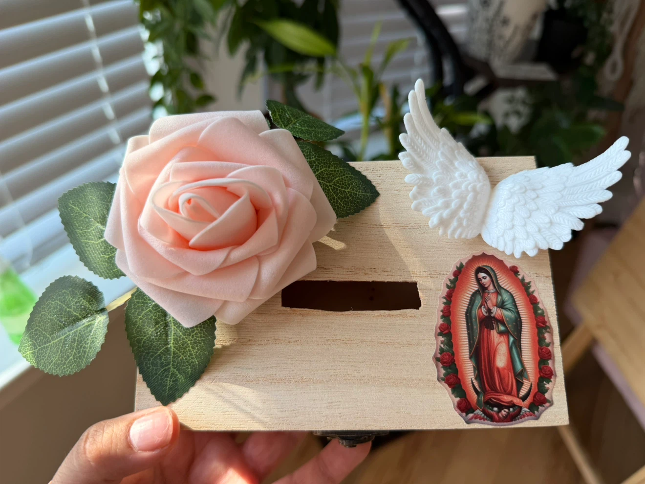 Wooden Memory Box with Rose and Angel Wings - photo 2