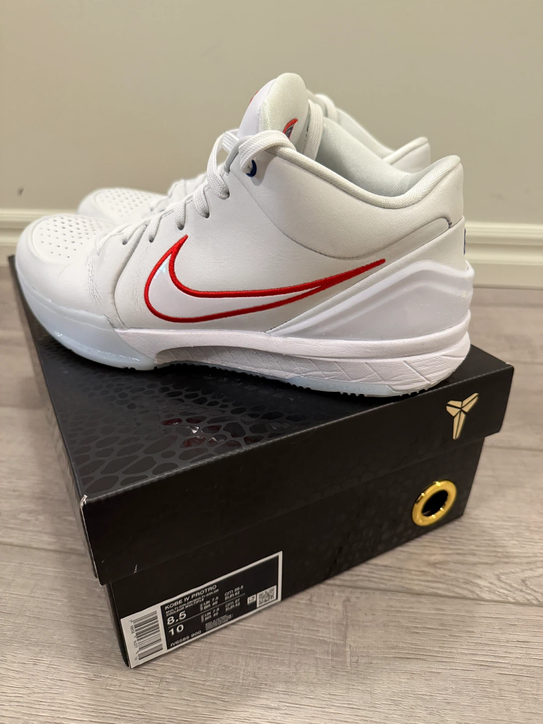 Nike Kobe IV Protro PHILADELPHIA