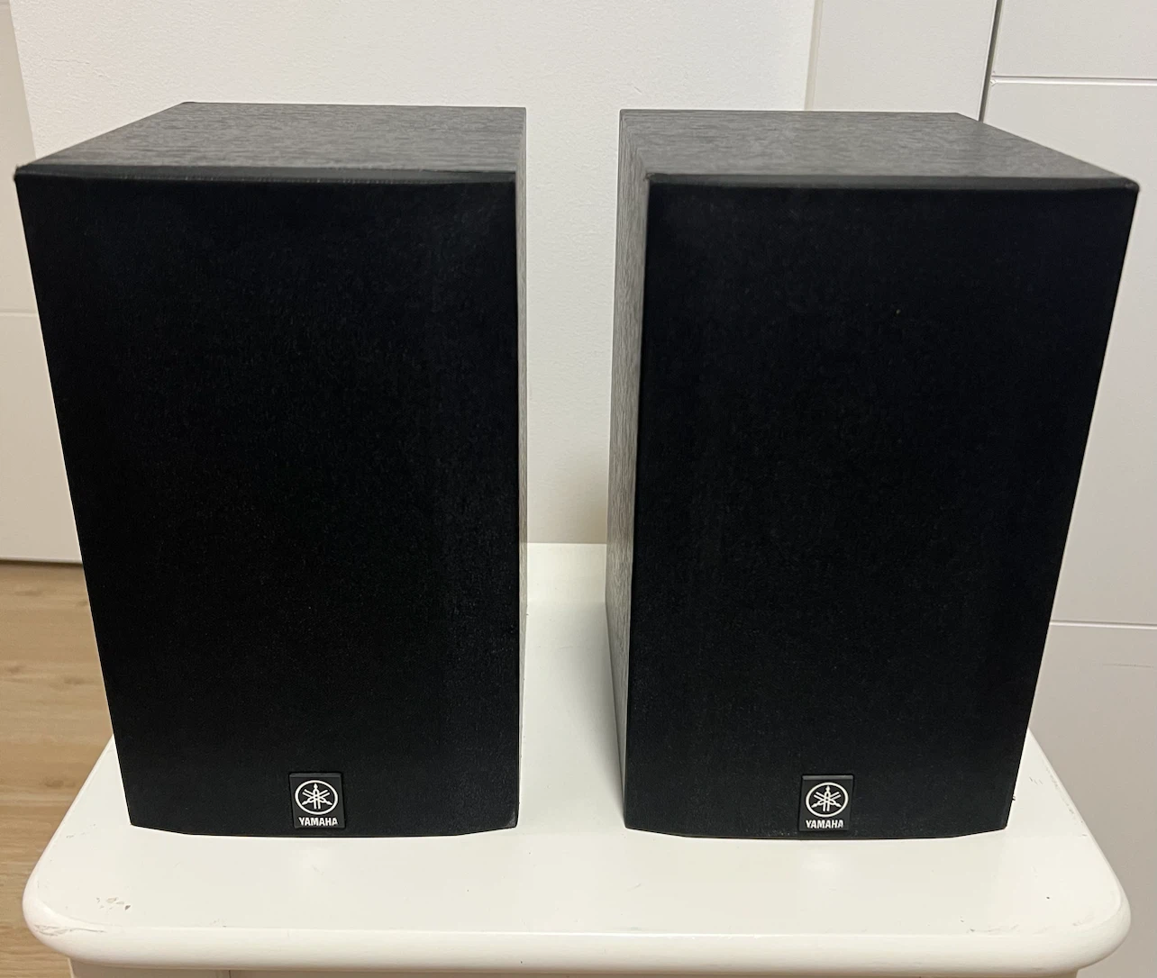 YAMAHA Bookshelf speakers, 100 Watts