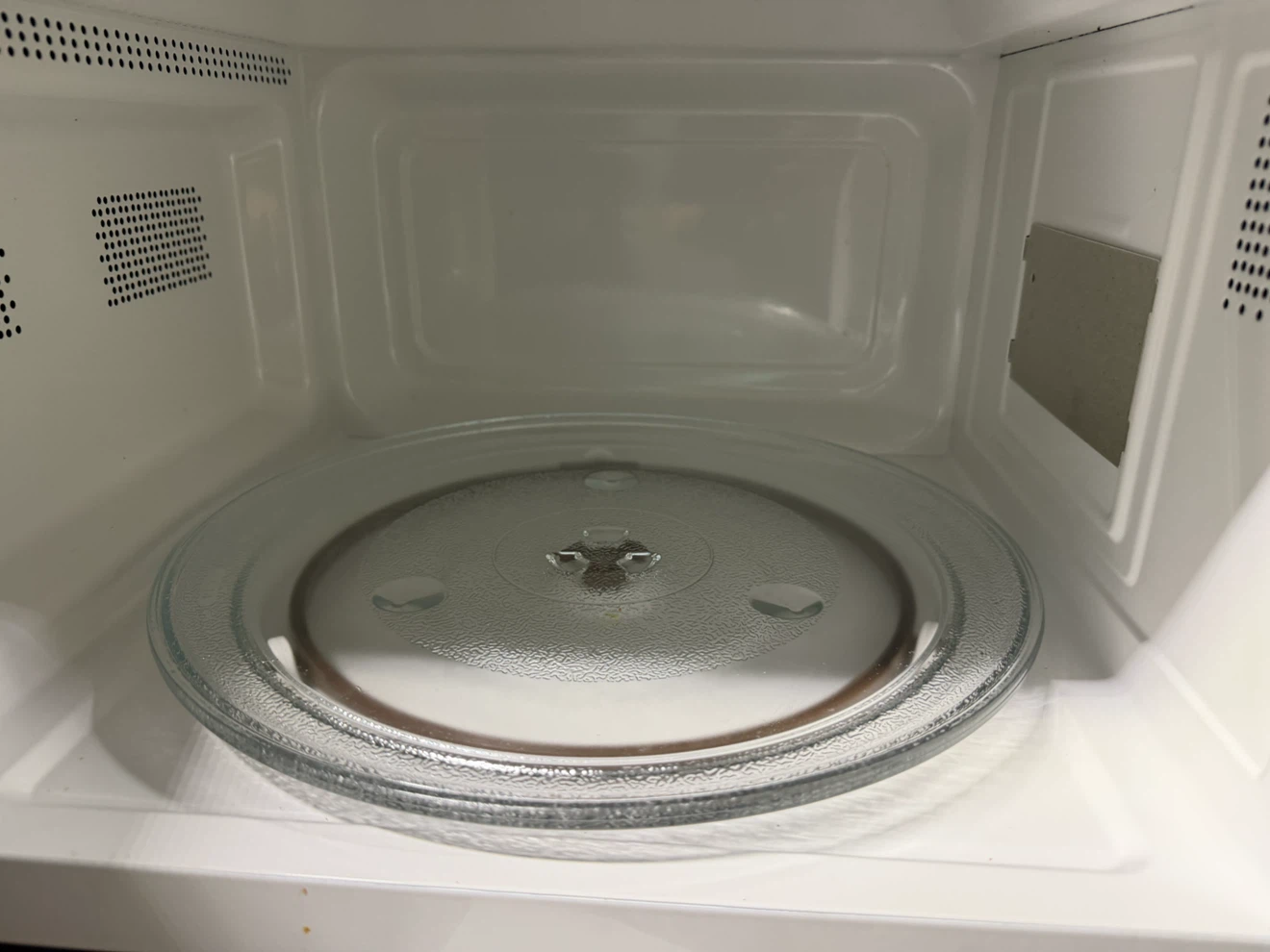 RCA Microwave - photo 3