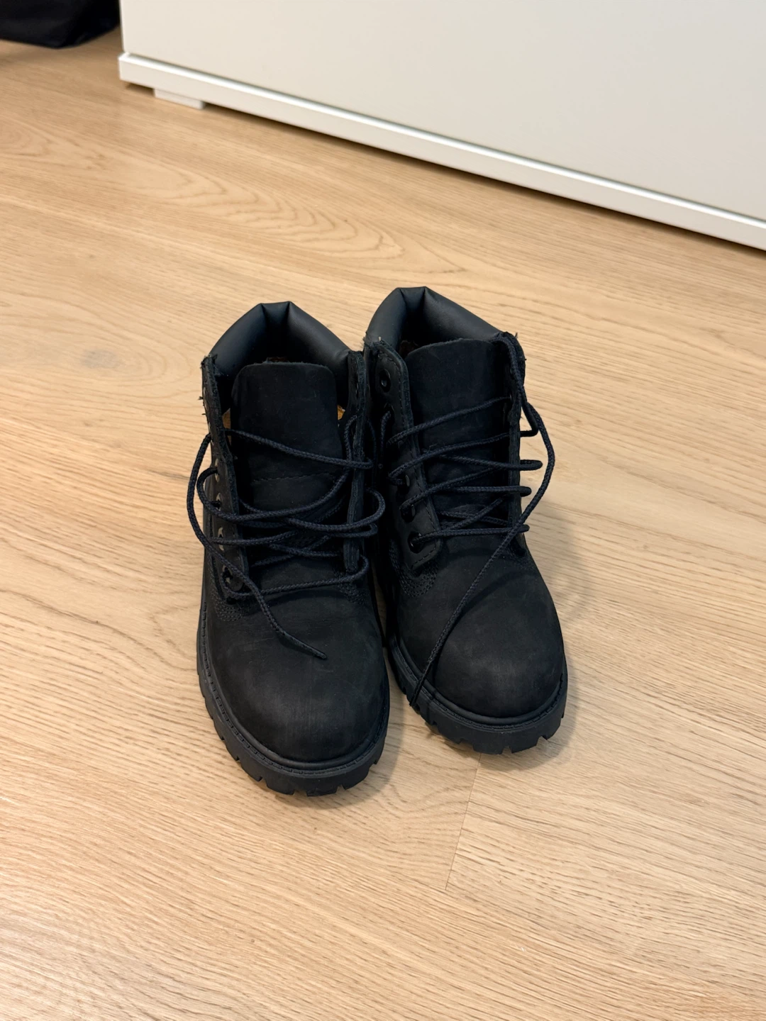 Kids Timberland Premium Waterproof Boots (size 11) - photo 3