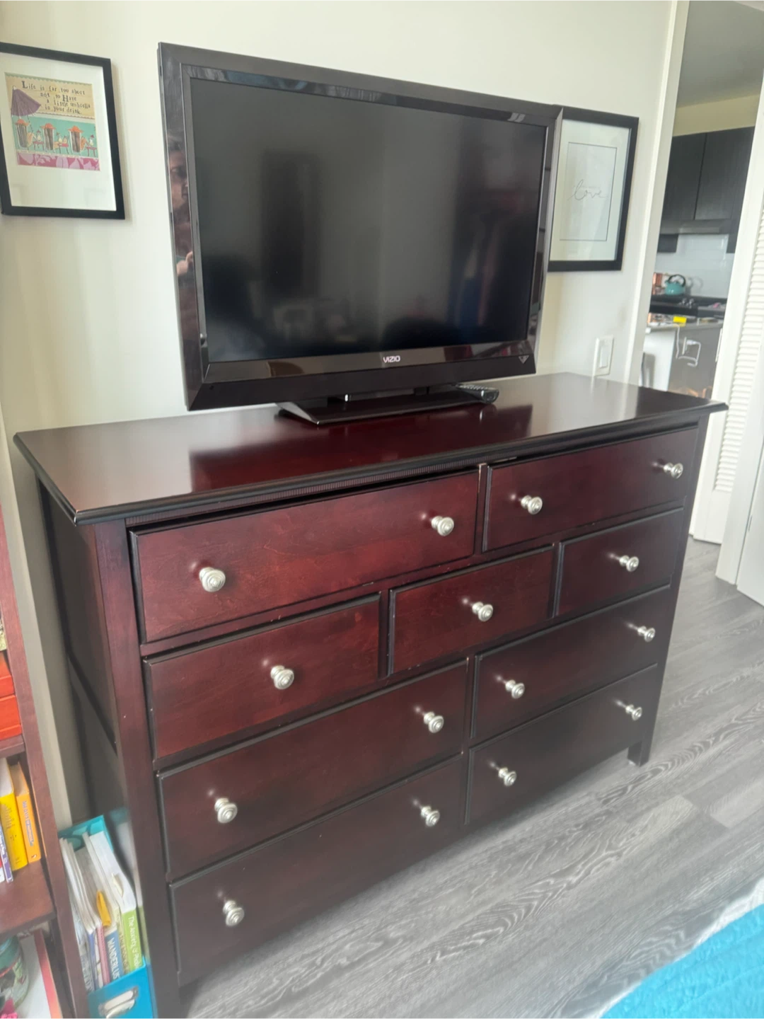 Beautiful Murray Hill solid wood dresser in excellent condition!