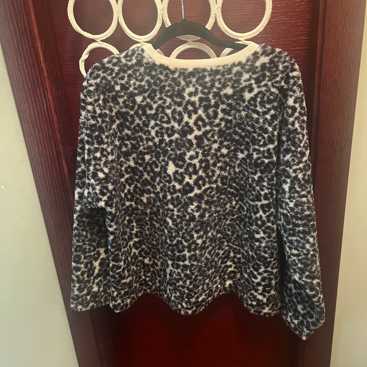 LOFT Leopard Print Fuzzy Sweatshirt XL