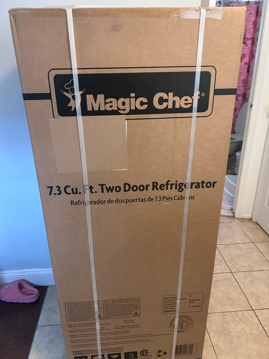 Magic Chef 7.3 Cu. Ft. Two Door Refrigerator - photo 2