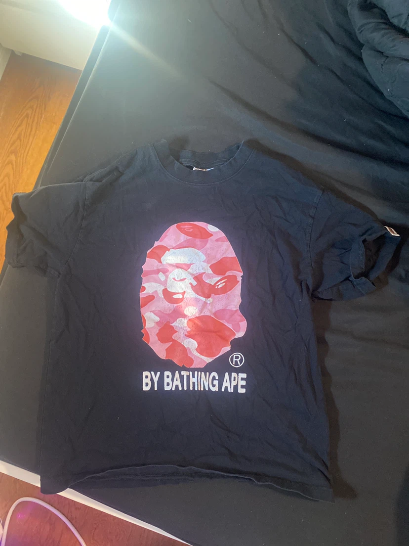 Bape t