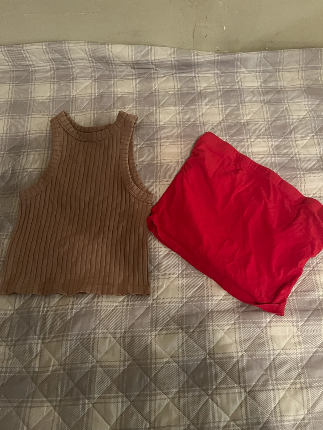 Lot of Women's Tops - Assorted Styles - photo 2