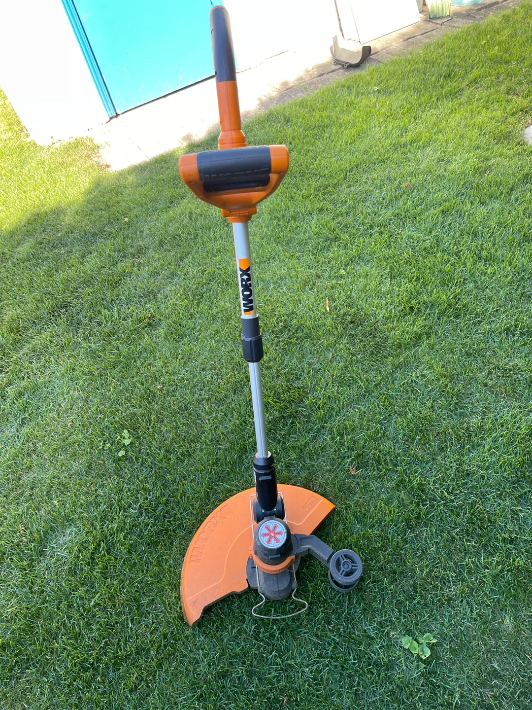 WORX Electric String Trimmer/Edger