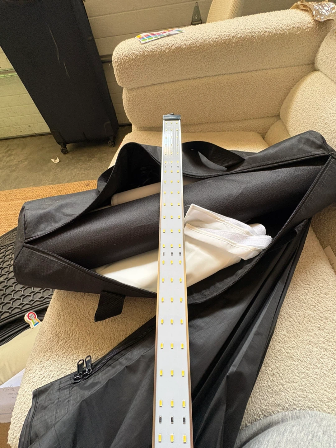 Neewer LED Light Panel with Bag and Accessories - photo 3