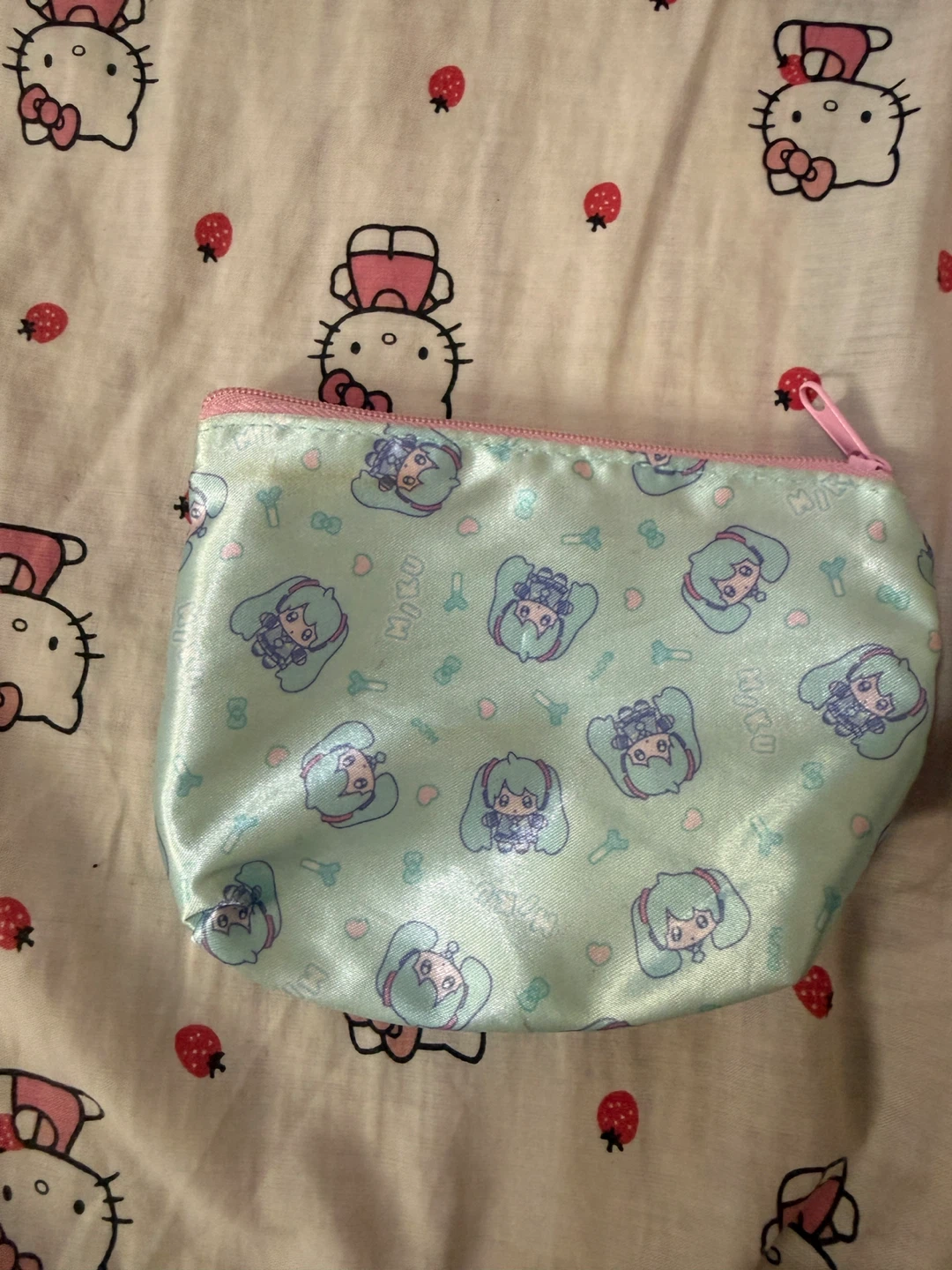 Chibi Miku Hatsune Mini Pouch - photo 2