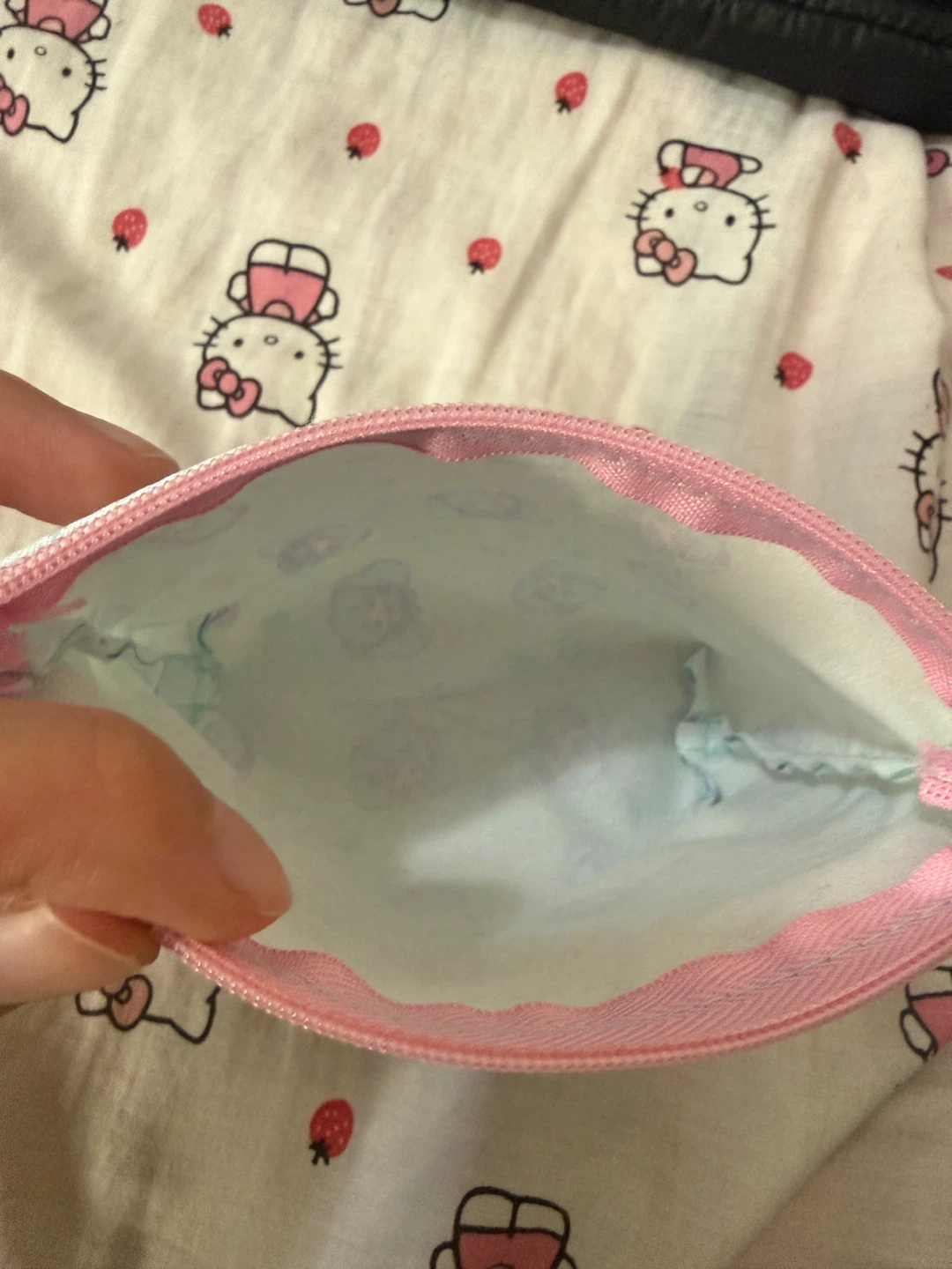 Chibi Miku Hatsune Mini Pouch - photo 3