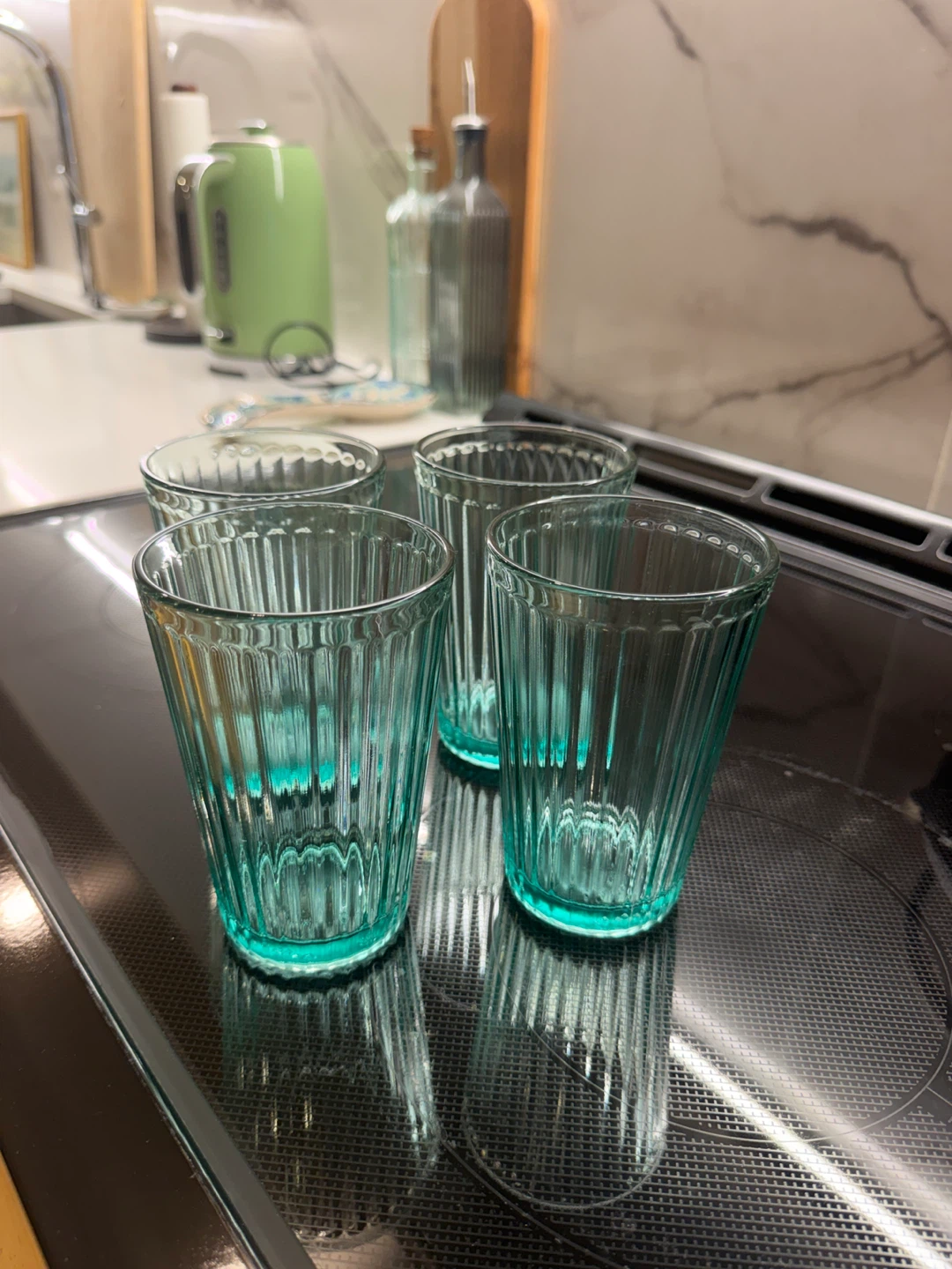 Set of 4 Glasses