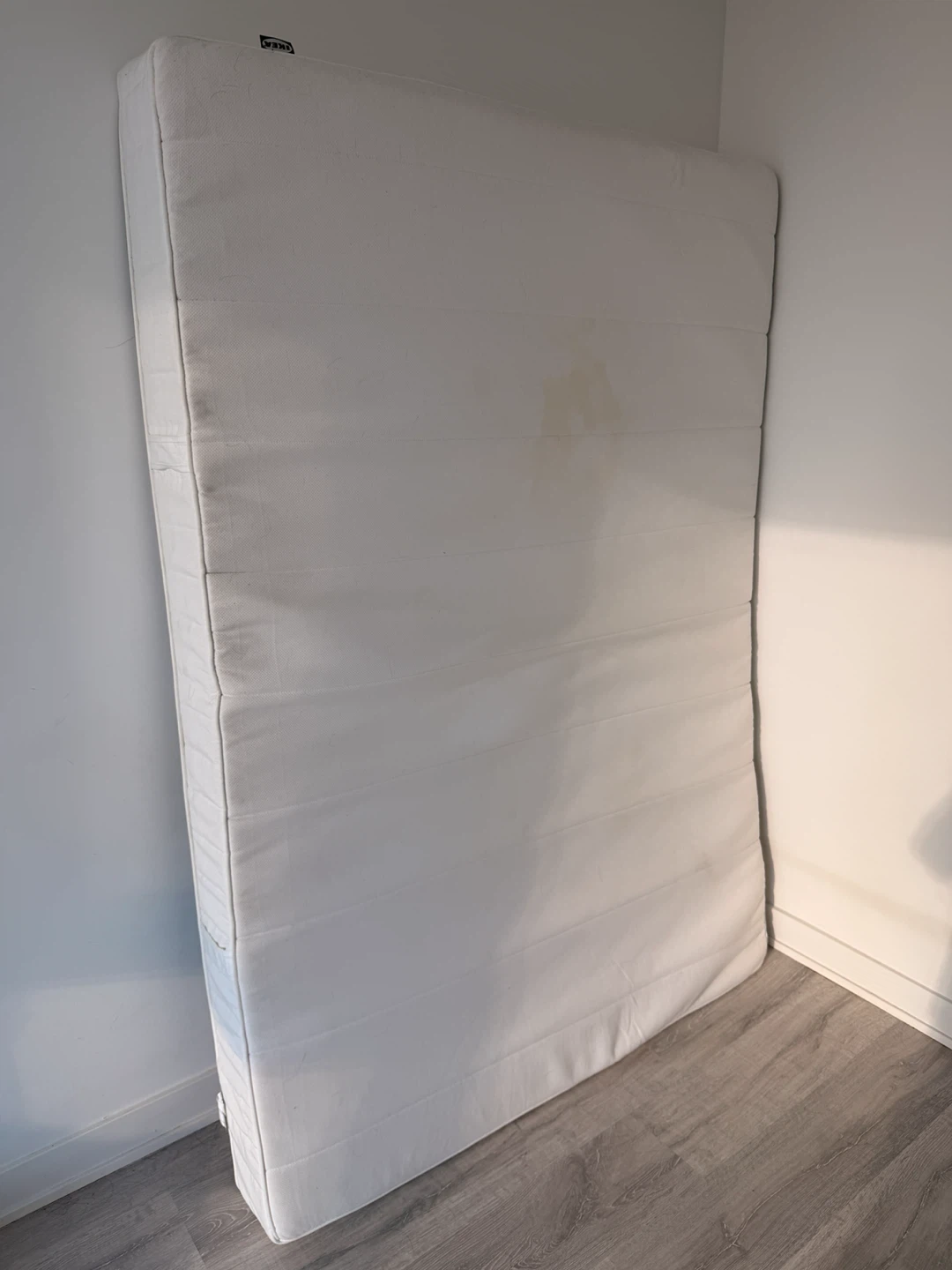 Moving sale(Mattress, Gaming desk+chair, Cooking tools) - photo 3