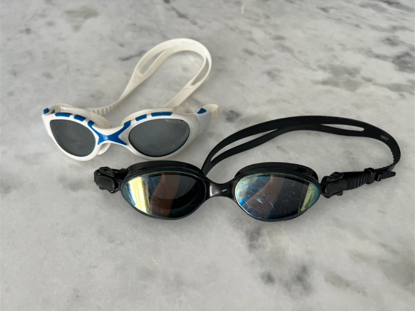 Lot of 2 Pairs Swim Goggles