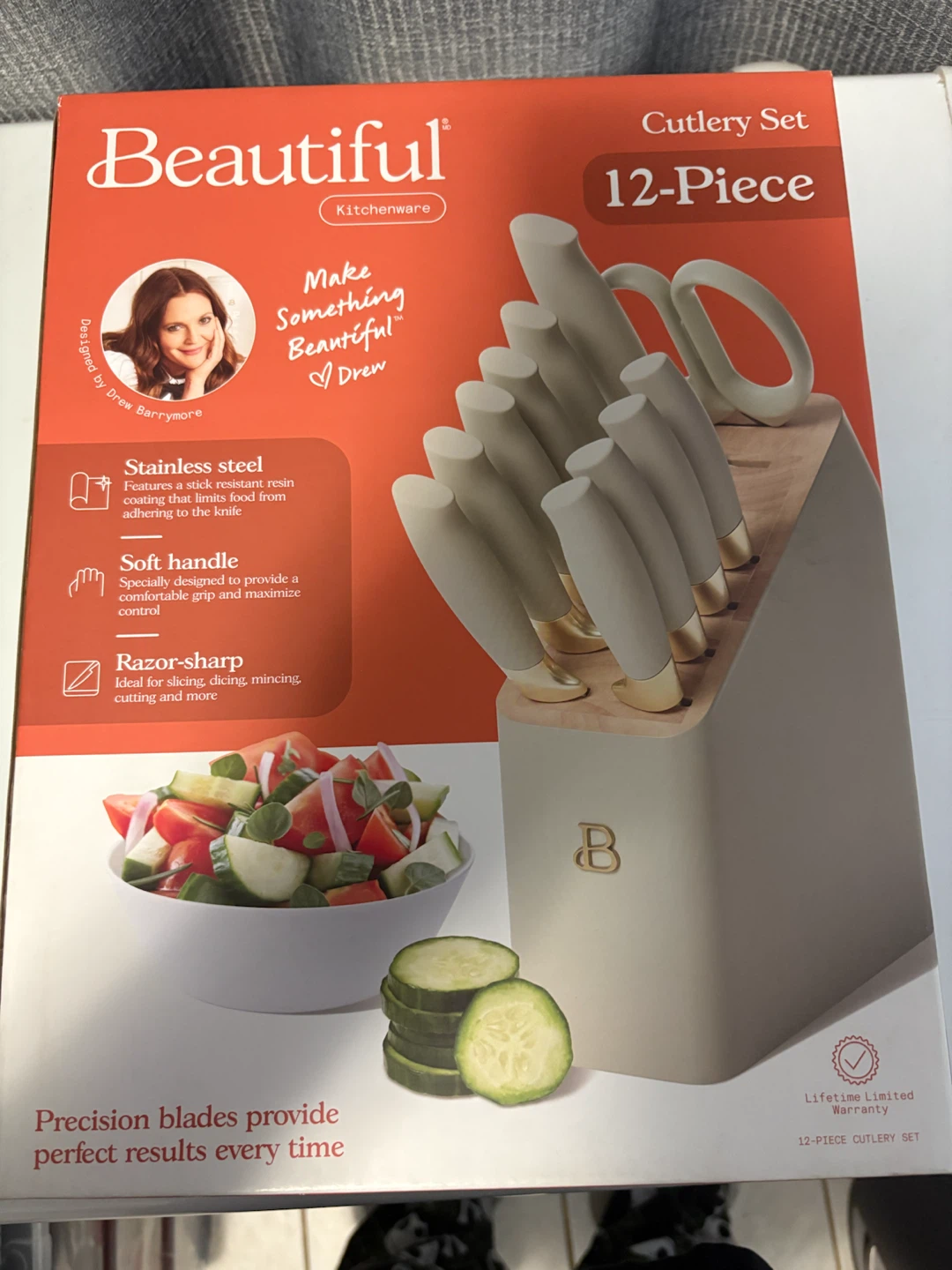 Beautiful 12-Piece Cutlery Set