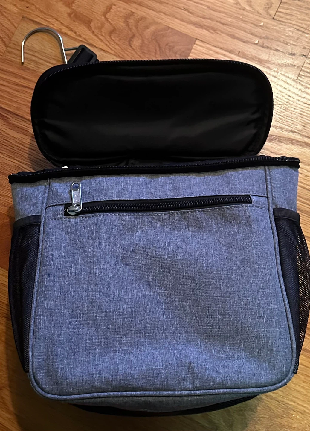 Hanging Toiletry Bag Organizer - photo 2