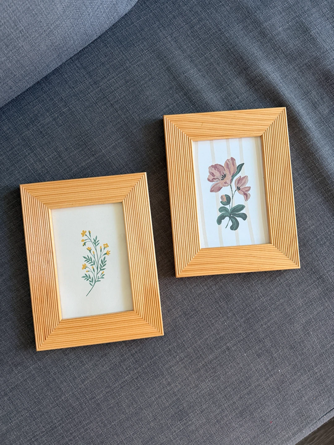 Set of 2 Small Picture Frames