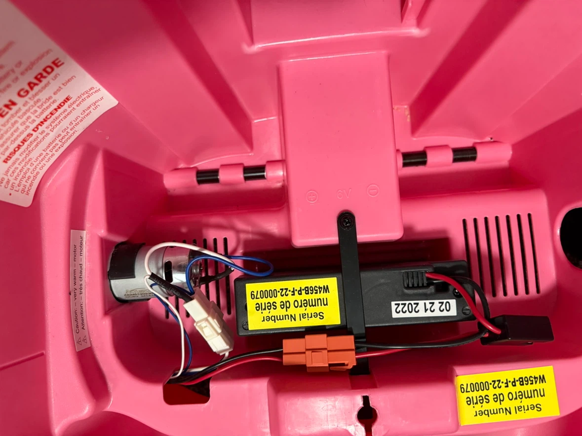 Pink Mini Cooper Ride-On Car for Kids - photo 4
