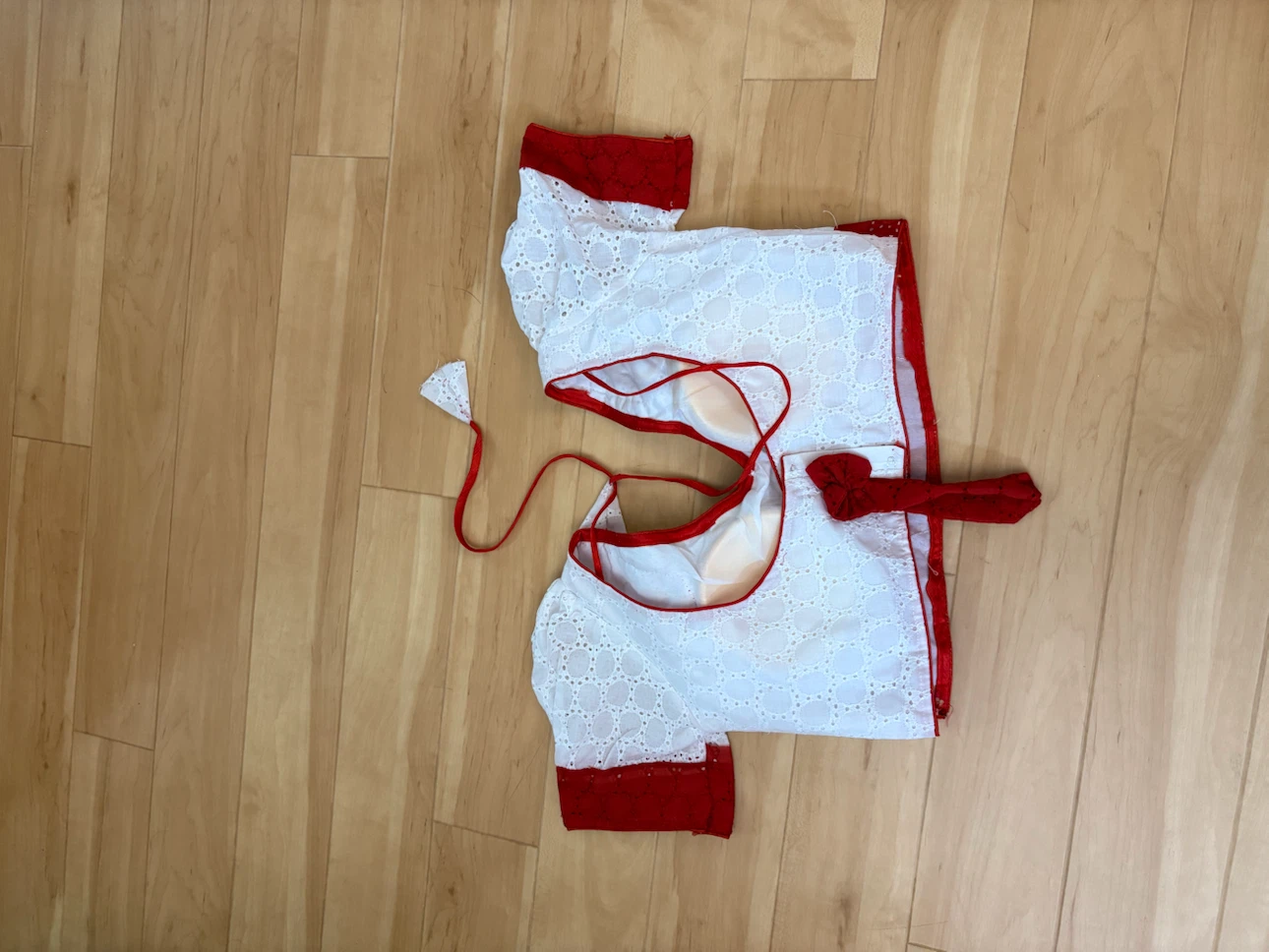 White and Red Broderie Anglaise Crop Top - photo 2