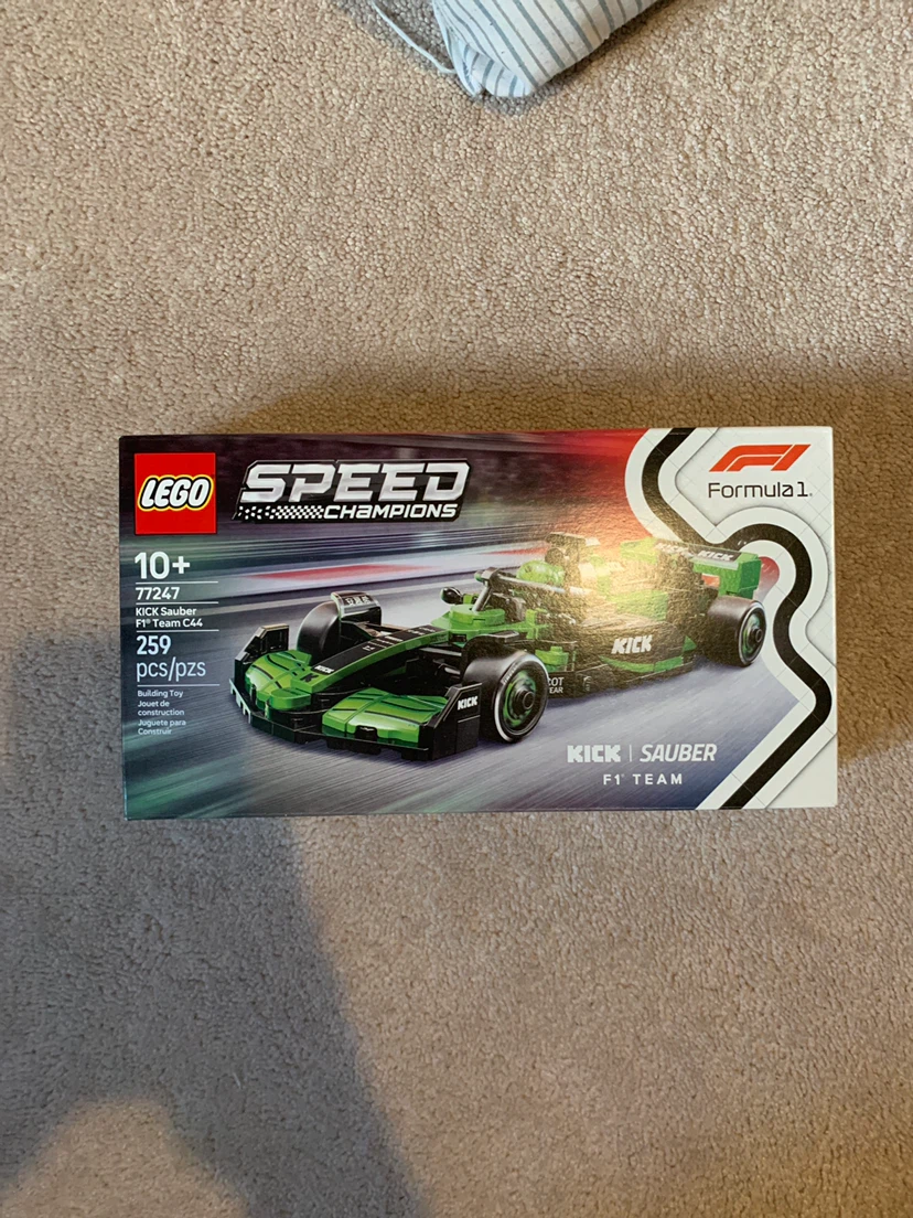 LEGO Speed Champions 77247 Formula 1 Car Building Toy