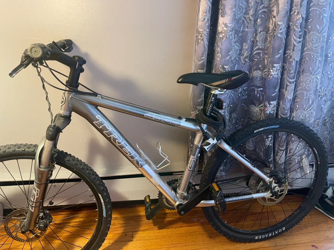 4300 Trek Mountain Bike - photo 3