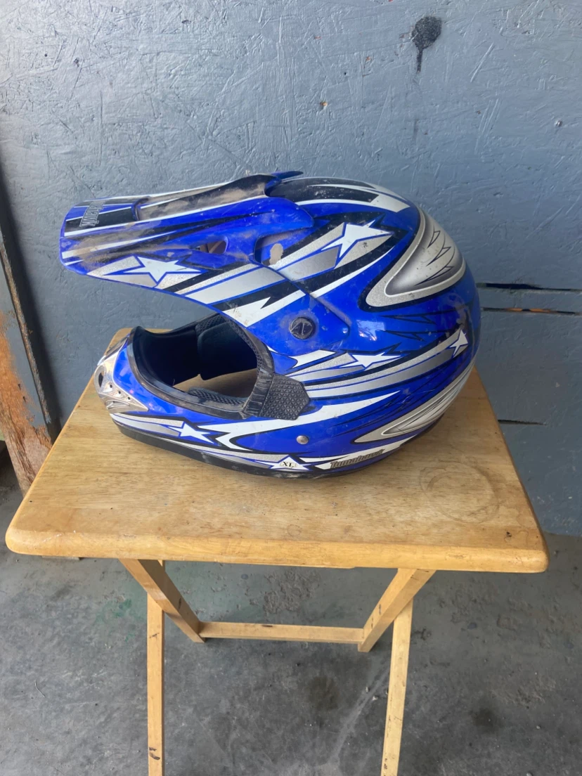 Tomahawk Mustang Dirt Bike Helmet