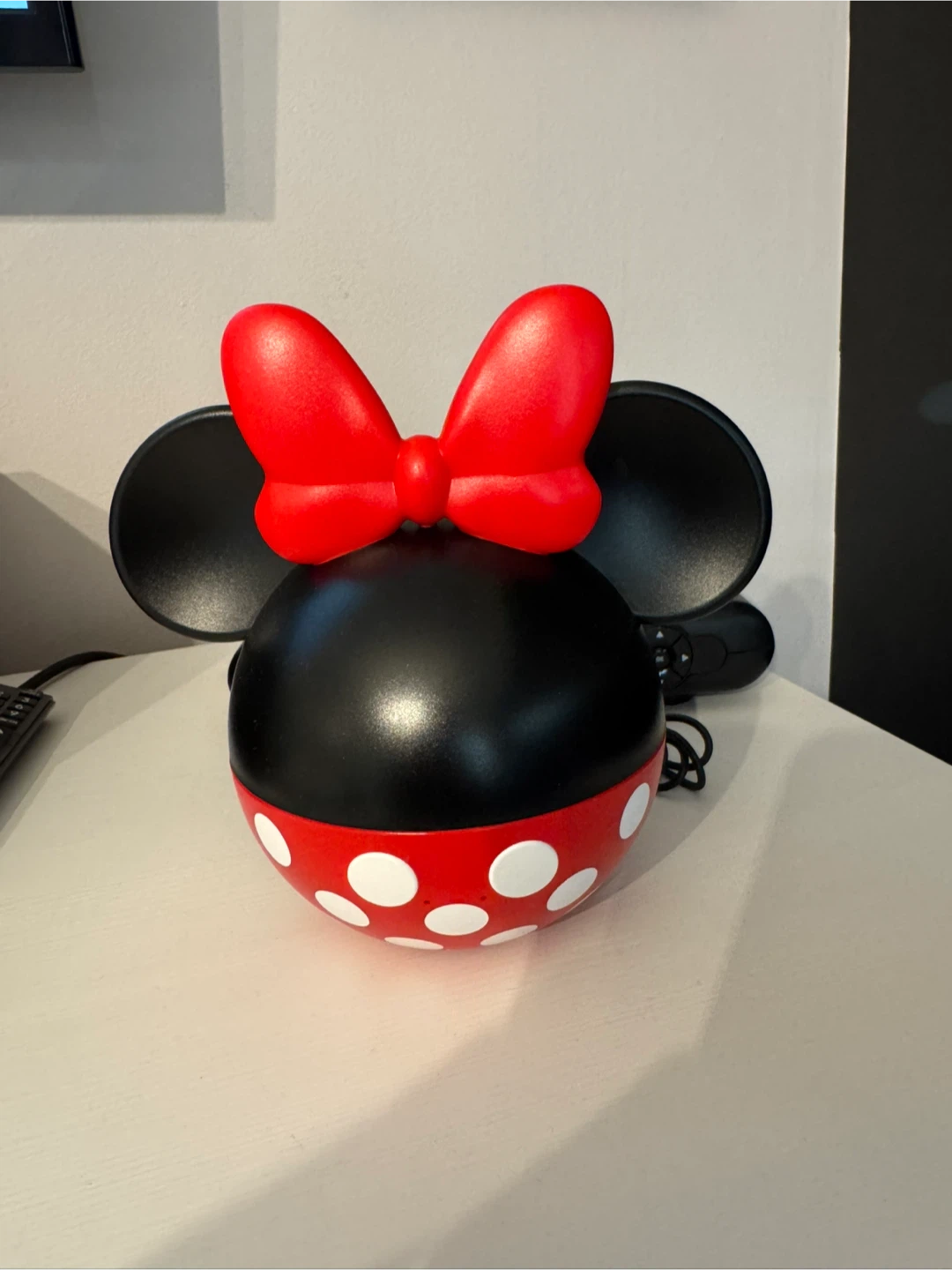 Minnie Mouse Head humidifier with a speaker