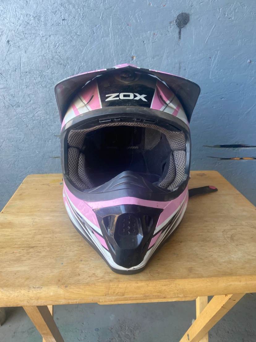 ZOX Pink Dirt Bike Helmet - photo 4